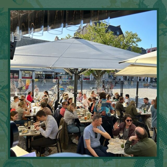 @torgets.lund Hej kära gäster! 👋🏻 Vi serverar sommarlunch hela sommaren. Kom och njut på vår stora uteservering med sol hela dagarna ☀️ Lunchmenyn hittar ni på torgets.se/lunch - det går även bra att beställa från vår à la carte under lunchen. Varmt välkomna! 🦩

#stadshallenlund #lundcity #visitlund #handelsföreningenlund #turistinformationlund  #torgets #torgetslund #torgetsbryggeri #bryggeri #mikrobryggeri #torgetstaperia #torgetsbakficka #taperianlund